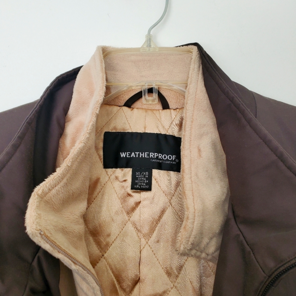Weatherproof winter coat - Picture 3 of 8